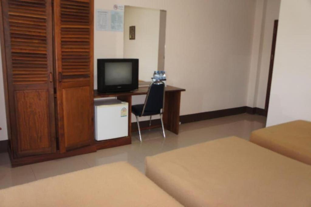 Chaleunehoung Hotel Vientiane Exterior photo
