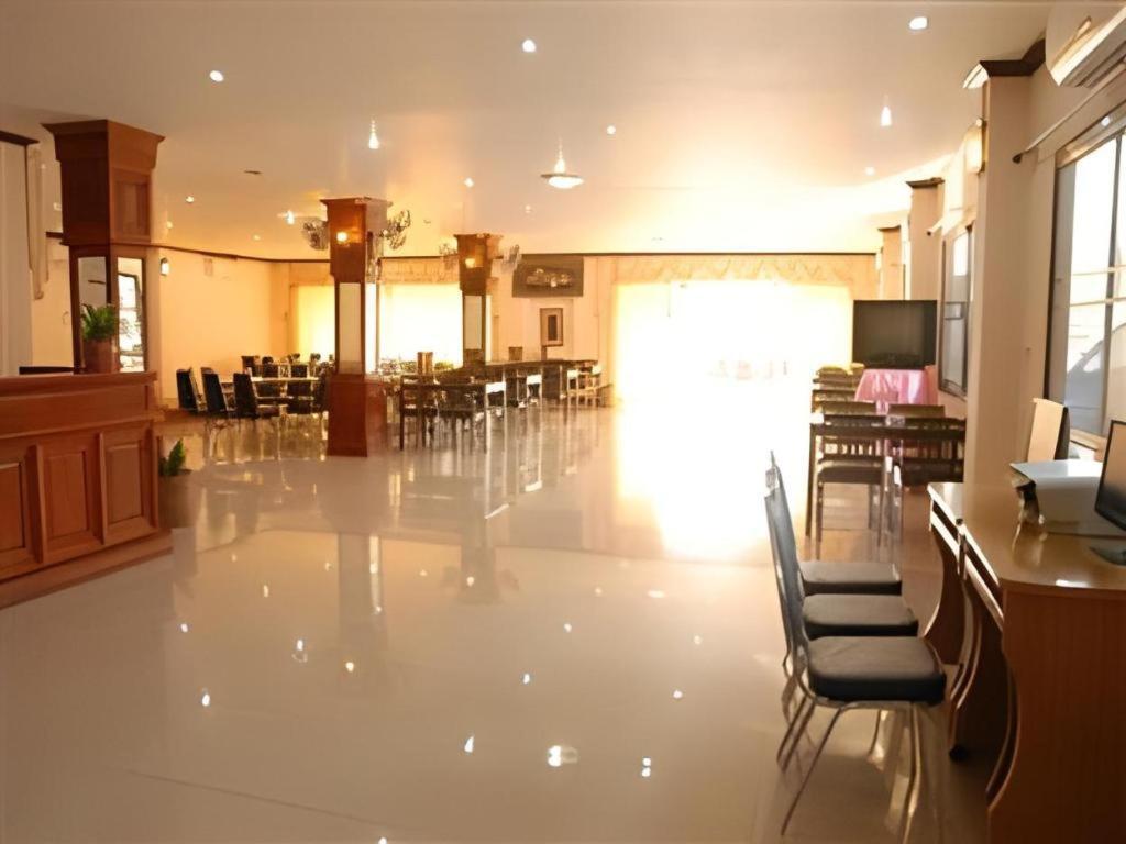 Chaleunehoung Hotel Vientiane Exterior photo